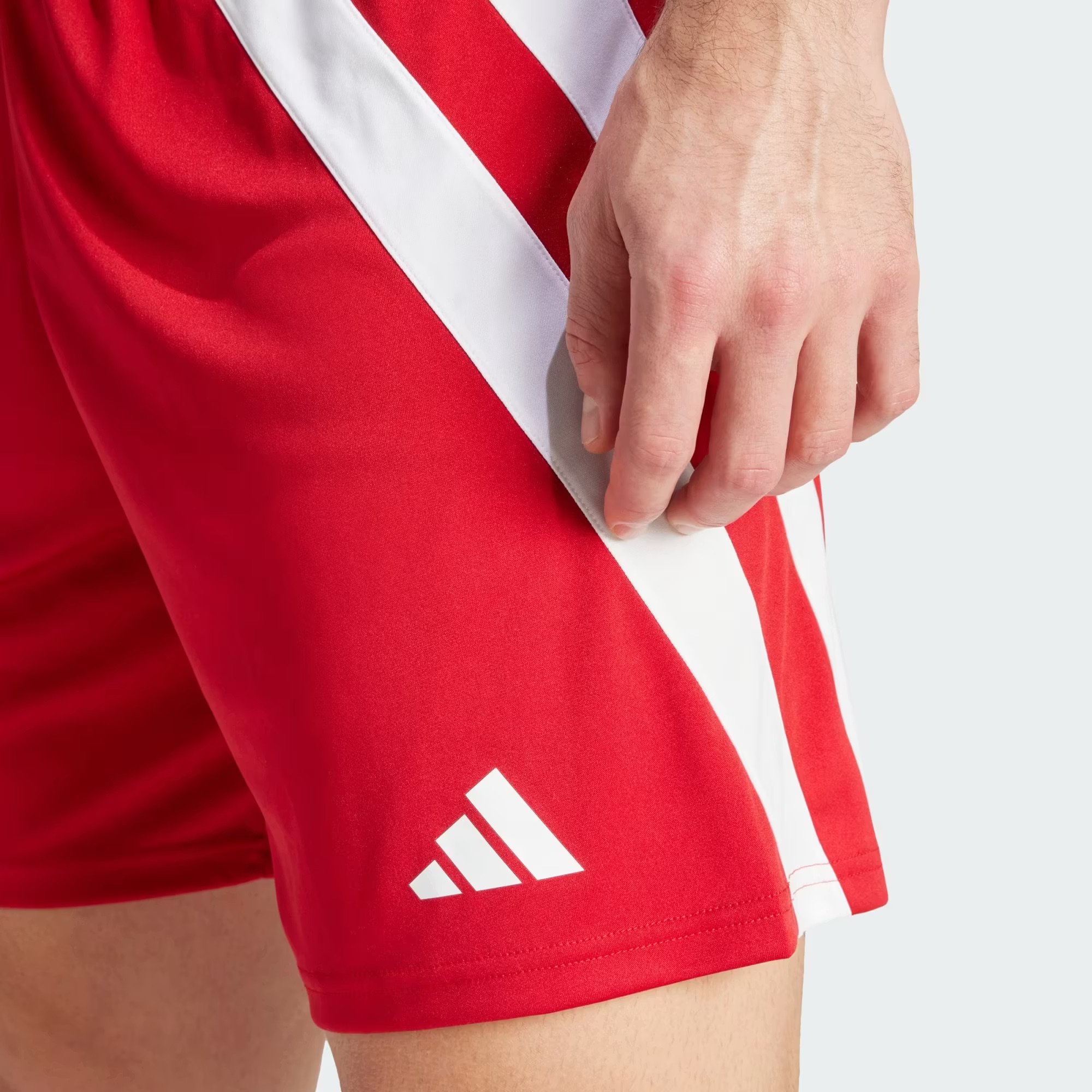 Fortore 23 Shorts Red HY0572 41 detail